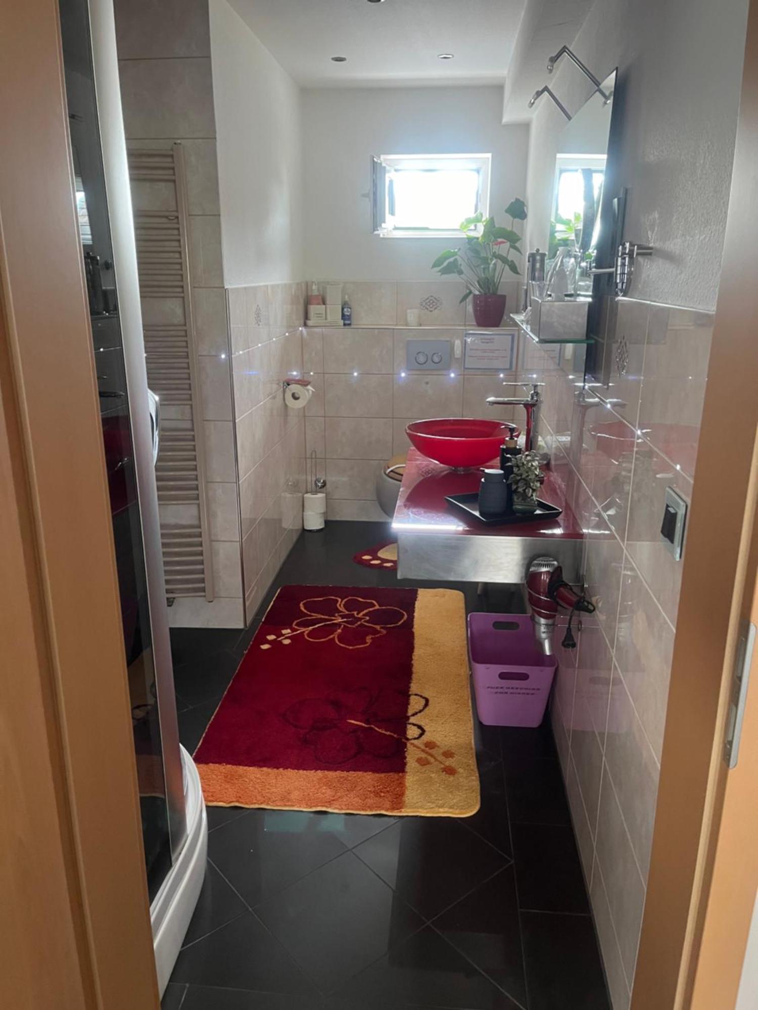 Gaestezimmer In Ratingen Bei Duesseldorf Mit Einem Hauch Luxus Dış mekan fotoğraf